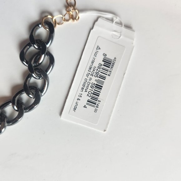 NWT BETSEY JOHNSON Sugar Skull Halloween Statement Bib Necklace - Picture 4 of 5